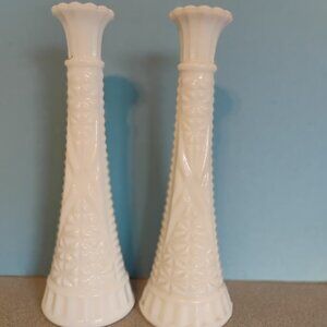 Anchor Hocking Vintage Milk Glass Stars and Bars Patter Vases, set of 2